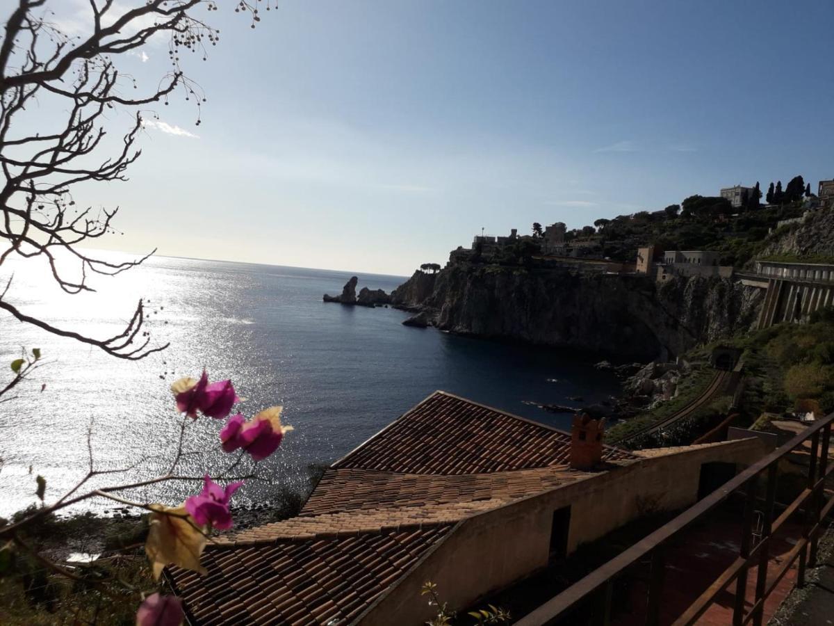 La Sirena Bed & Breakfast