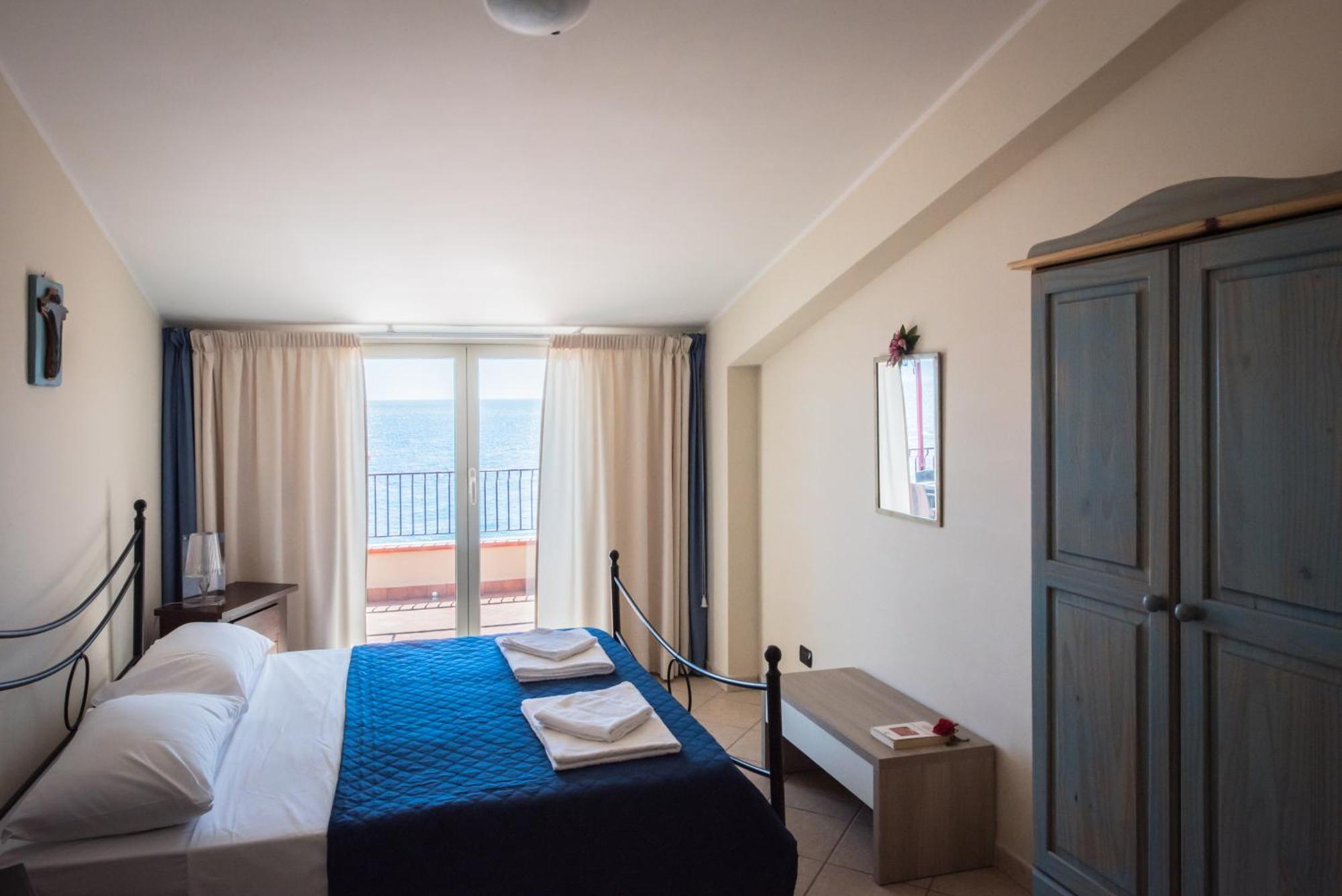 La Sirena Bed & Breakfast 3*